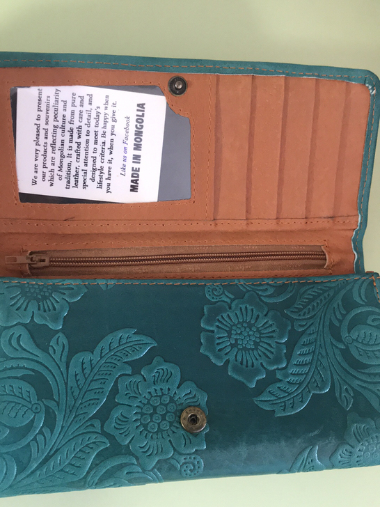 全新未使用牛皮钱包