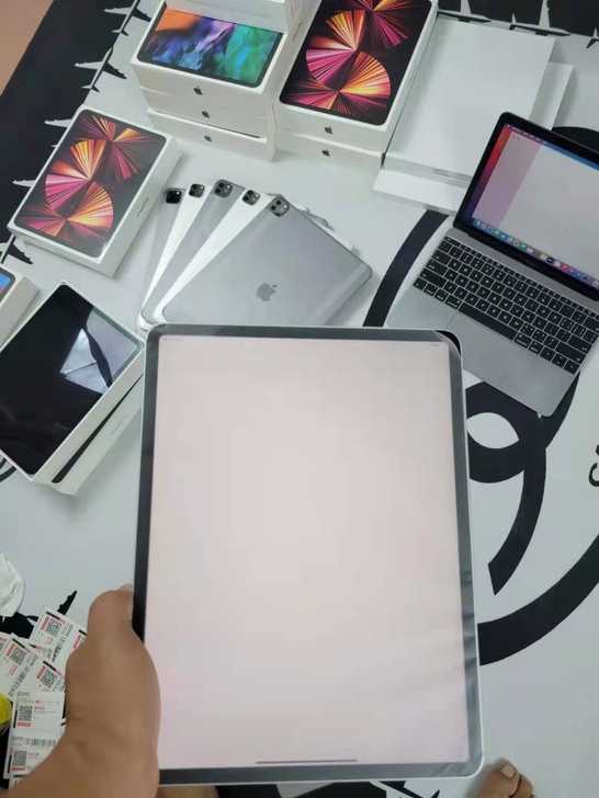 2021款iPad pro11寸WiFi1...