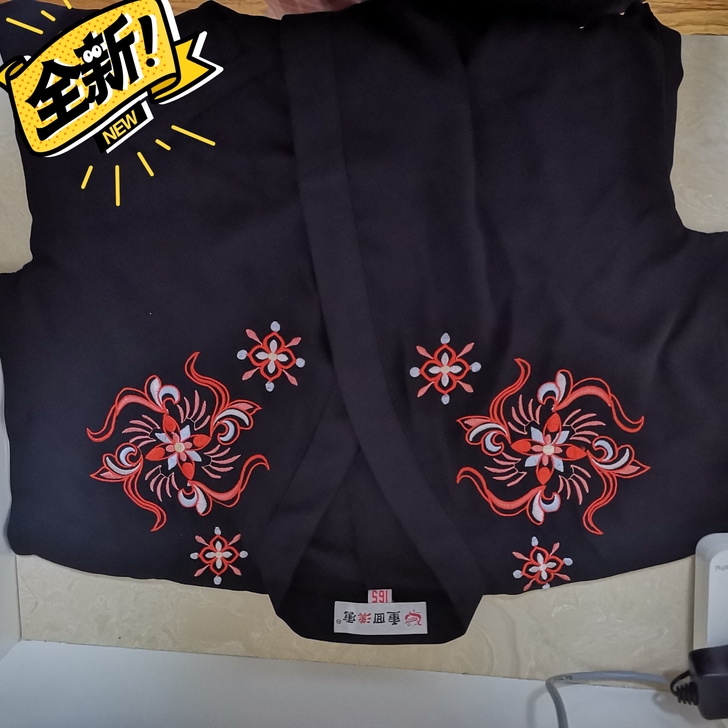 全新 仅试穿过一次