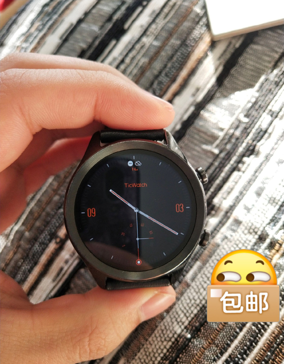 ticwatchc2,去年入手的,屏幕贴膜...