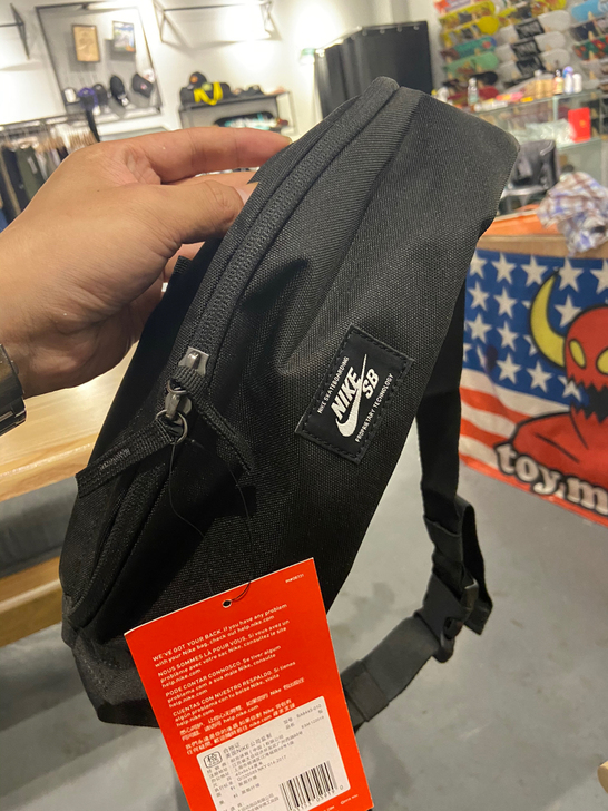 全新nike sb腰包