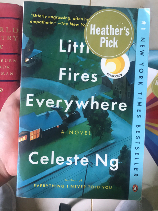 小说类书籍 《Little Fire Ev...