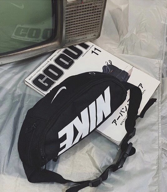 NIKE斜挎包腰包黑色运动