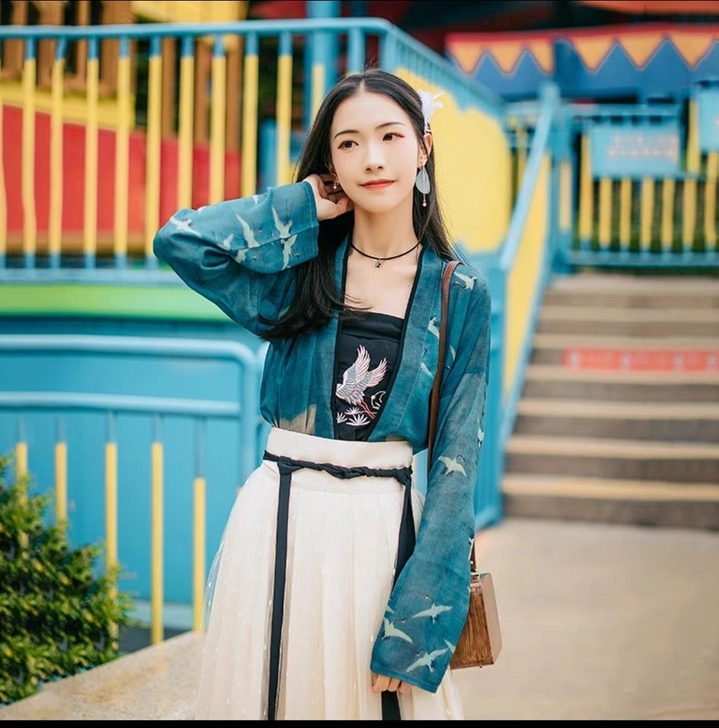 汉尚华莲 宋幕正