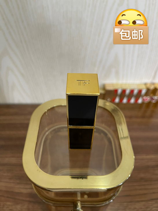 汤姆福特黑管唇膏 08#车厘红棕