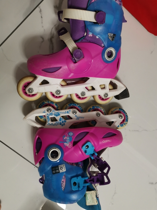 迪卡侬儿童轮滑鞋30-32（19-20），...