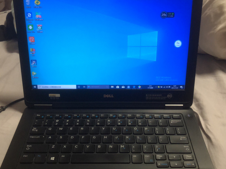 DELL 5270 便宜出了送电脑包和鼠标