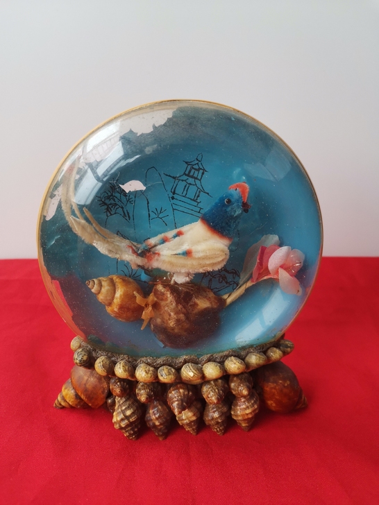 几十年的贝壳摆件，做工精细，纯手工制作精美...