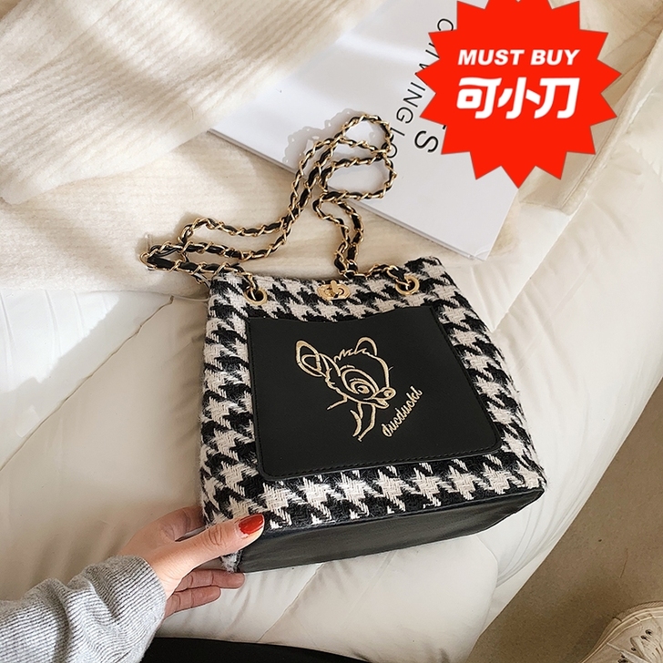 背过几次 可小刀