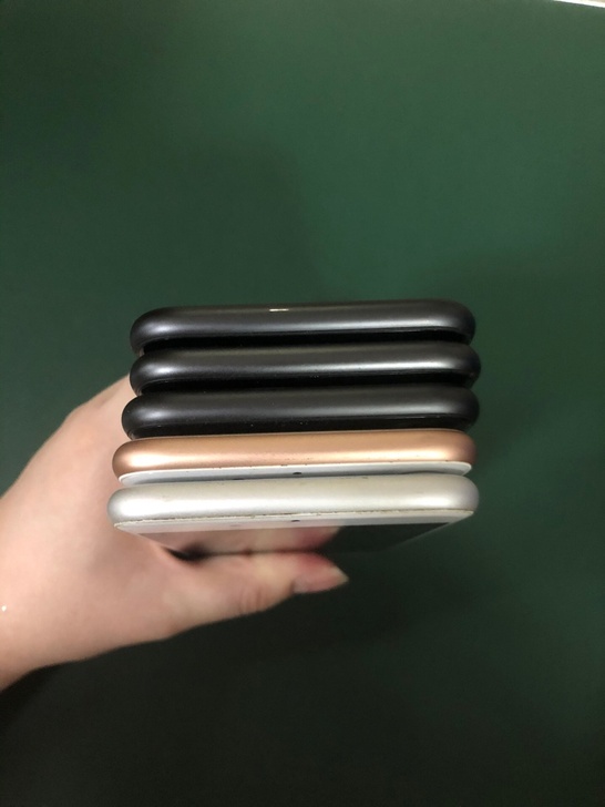 苹果8两网插卡原装机 8代插卡即用