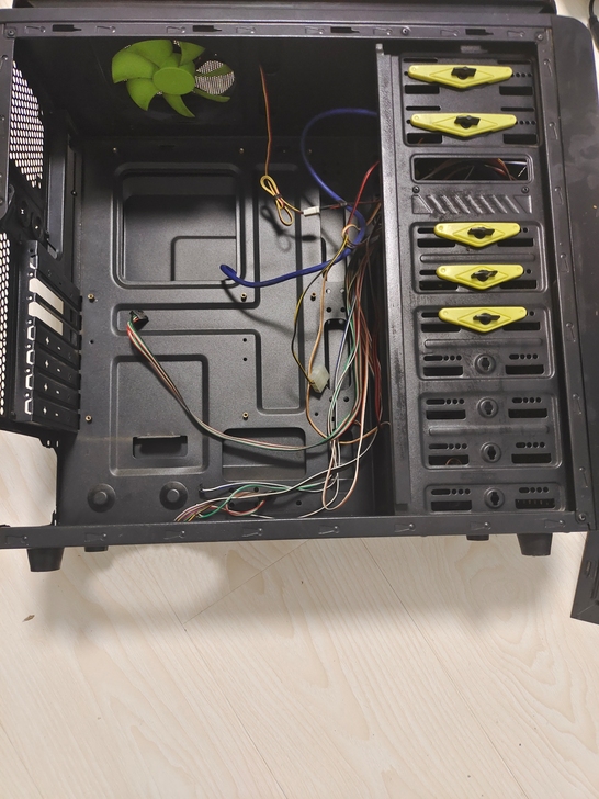 爱国者电脑机箱 非侧透机箱 中塔机箱 大板...