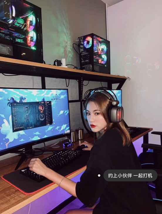 网咖i7级别八核十六台式电脑