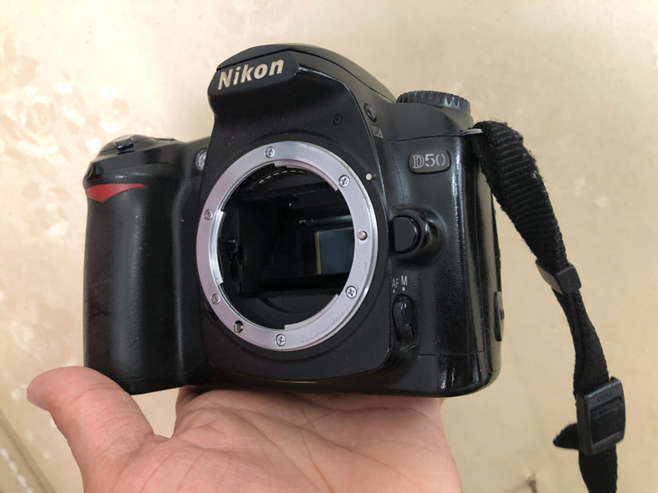 尼康D50单反机身，成色如图，功能正常，原...