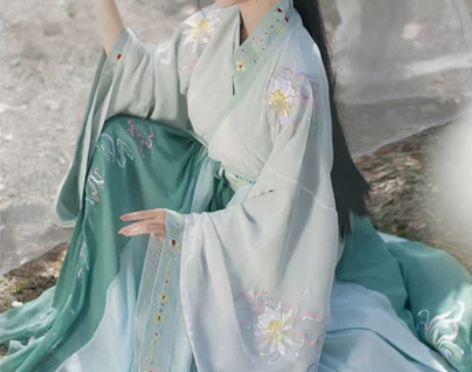 陌花秀原创正品美人归汉服女刺绣交领齐腰襦裙...