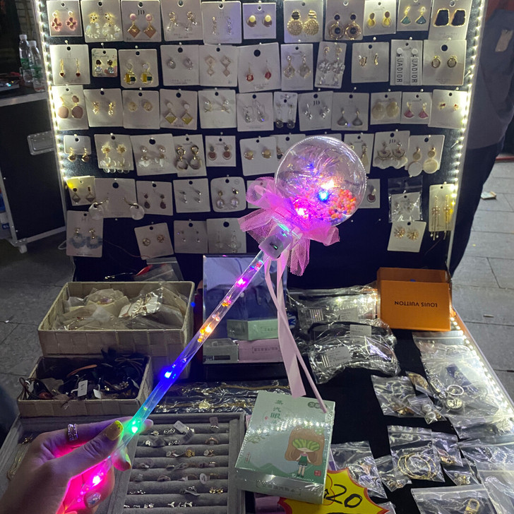 摆摊带灯折叠箱