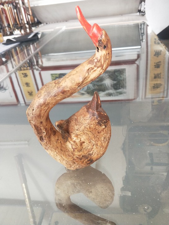 闲置随型木摆件，品相见下图，什么木头不知道...