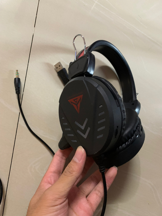 游戏耳机 只支持同城自提 邮寄不包邮