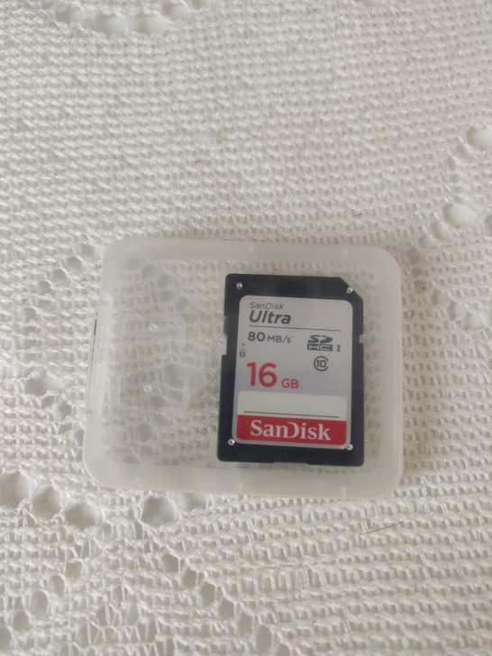 【储存卡1＋内存卡2＋转换器2＋贴膜1】Y...