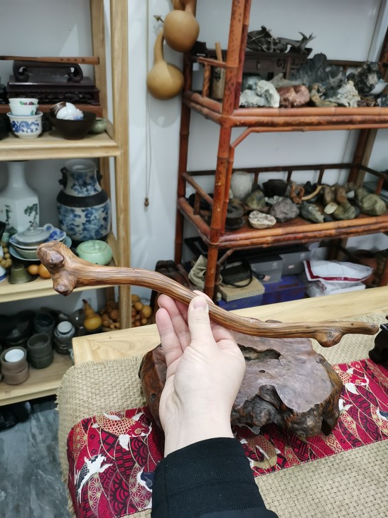 崖柏如意。崖柏如意，捶背器，把玩手感不错，...