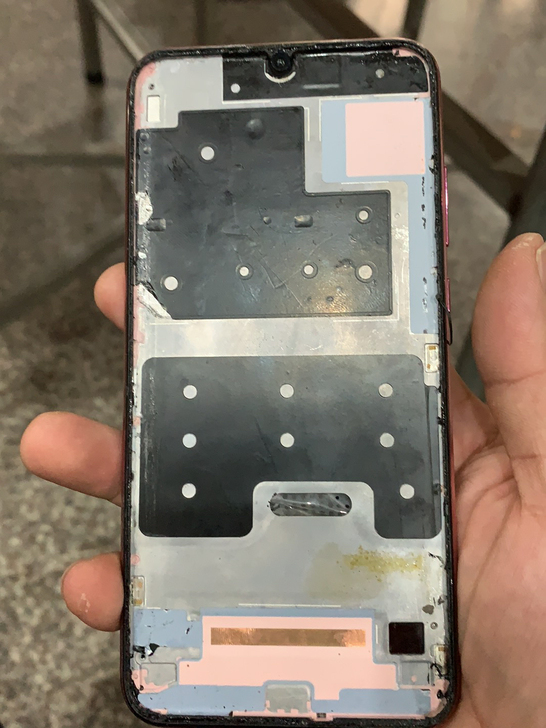 荣耀10青春版屏幕坏了插卡打电话进去正常有...