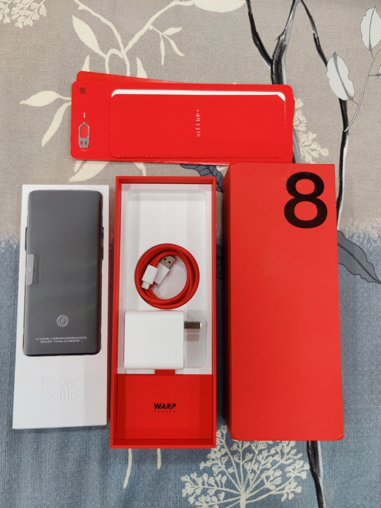 自用一加8pro,实际使用6个多月,成色很...