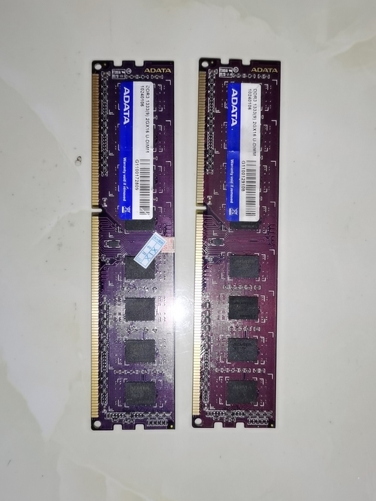 威刚4g内存 ddr3 1333（2条2g...