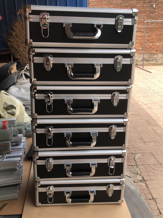 定做铝合金仪器箱，铝合金拉杆箱，外径尺寸4...