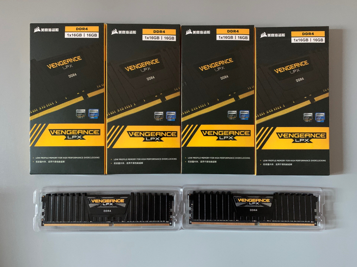 海盗船8G DDR4 3200 2666台...