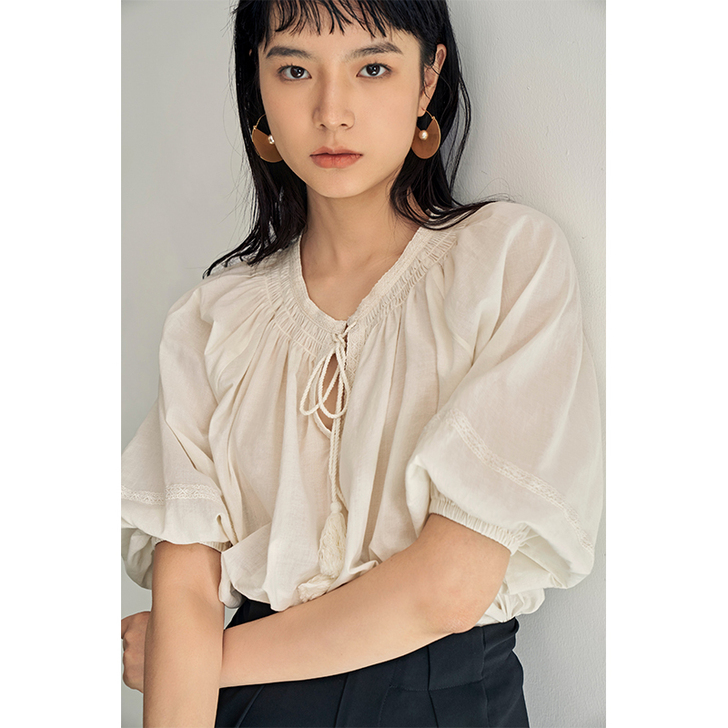jupe vendue 蕾丝雪纺衫