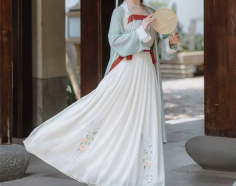 【芙蓉】茗月萱宋制汉服,穿一洗一 主页两件...