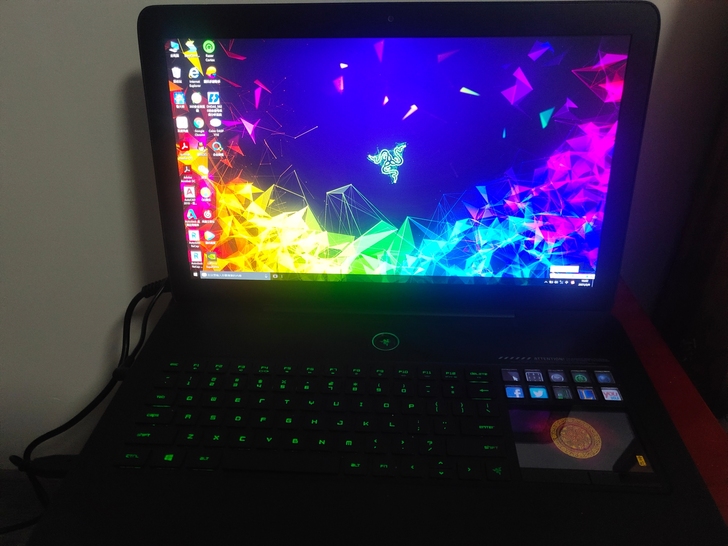 雷蛇笔记本电脑17寸Razer Blade...