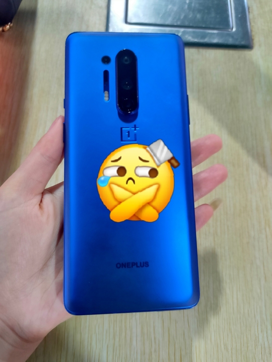 一加8pro蓝色12+256g内存，骁龙8...
