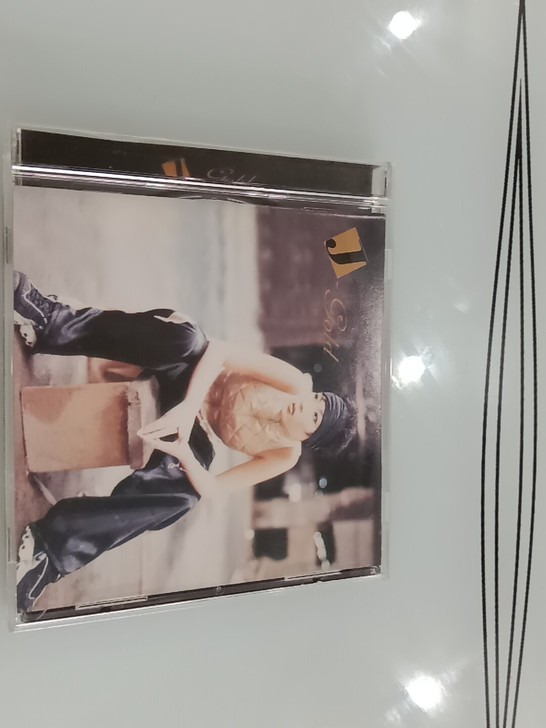 郑在英 1辑 绝版 稀有品相很好，光盘全新...