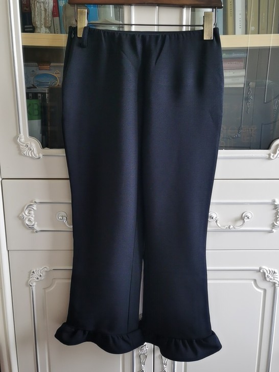 阔色家荷叶边鱼尾休闲裤