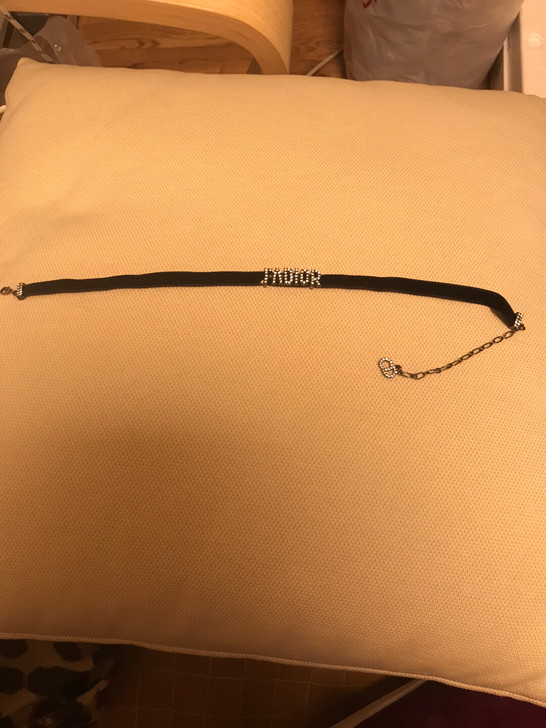 女款黑色钻石字母颈链锁骨链chocker ...