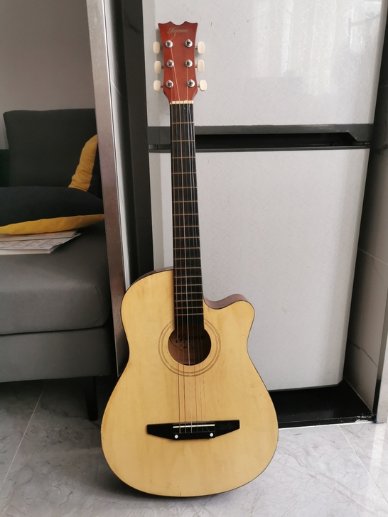 民谣木吉他新手入门练手吉他转让，成色如图实拍