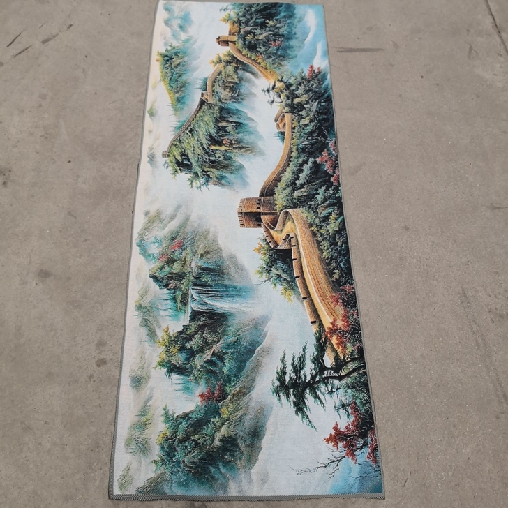 在乡下老婆婆那偶得一副未装裱万里长城青山绿...