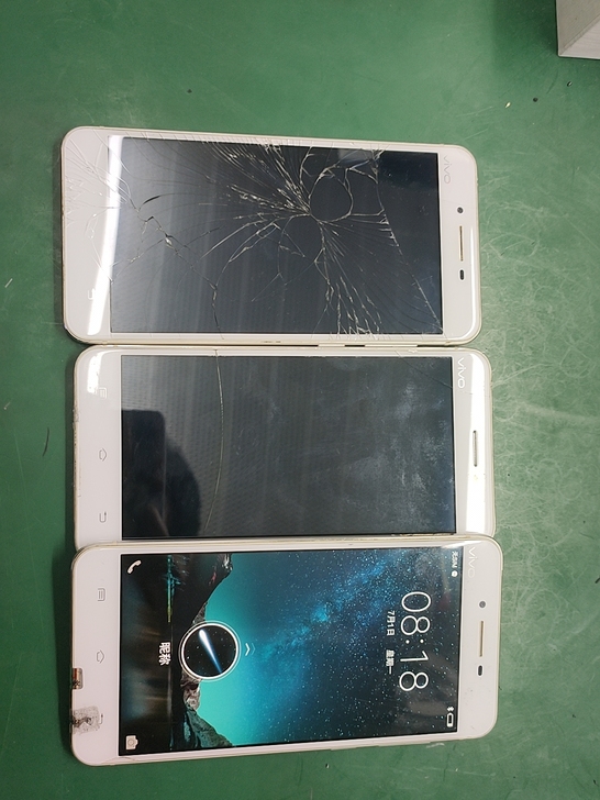 vivo手机x6s a的2台，一台x6s ...