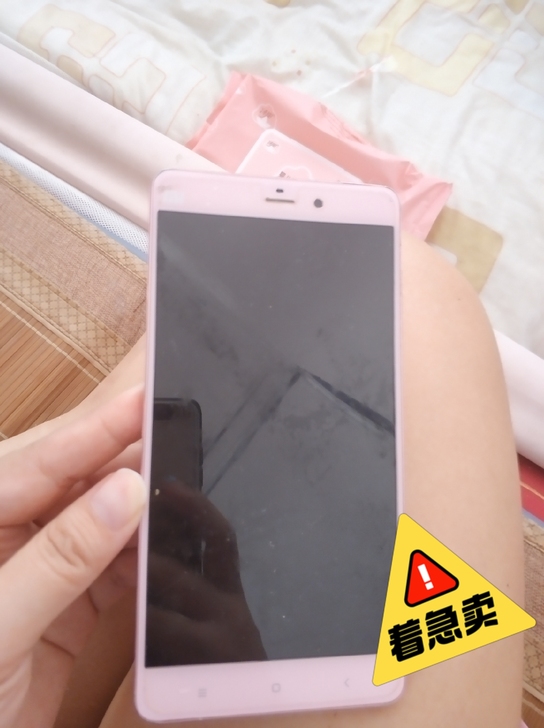 小米note女神版,电池换过新的,后盖刚被...