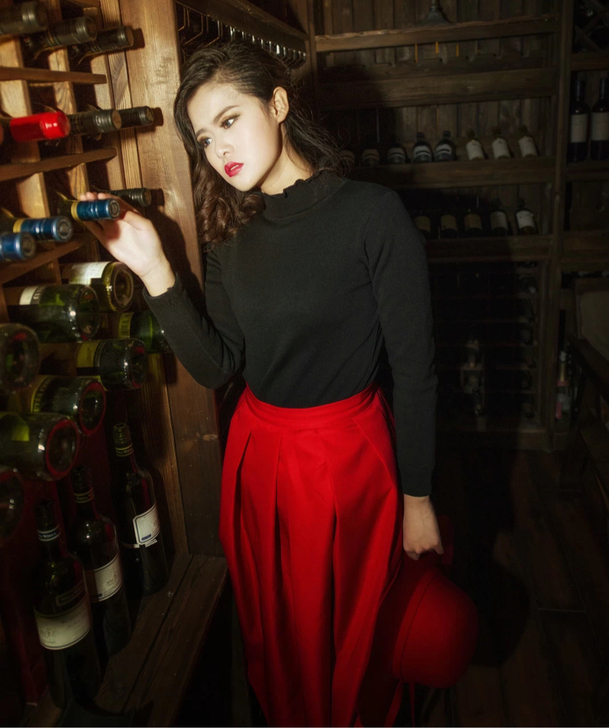 西瓜红复古伞裙 拍写真穿过一次 S码 99...