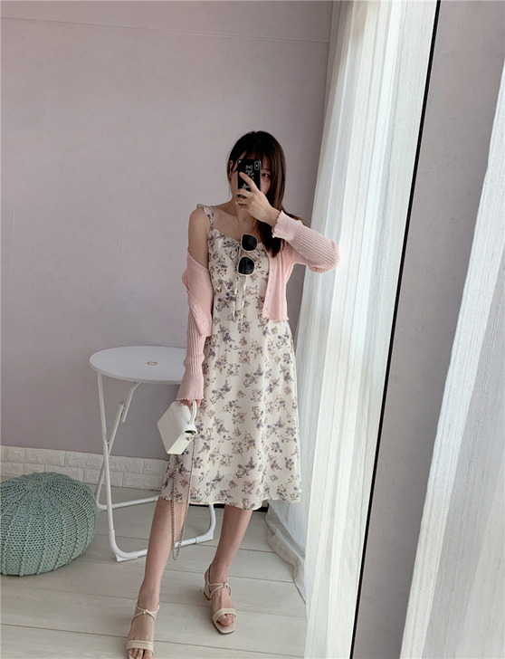 SA小树2021夏新款收腰显瘦碎花连衣裙女...