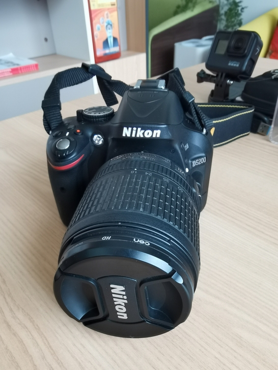 尼康d5200单反相机，原来购买6800元...