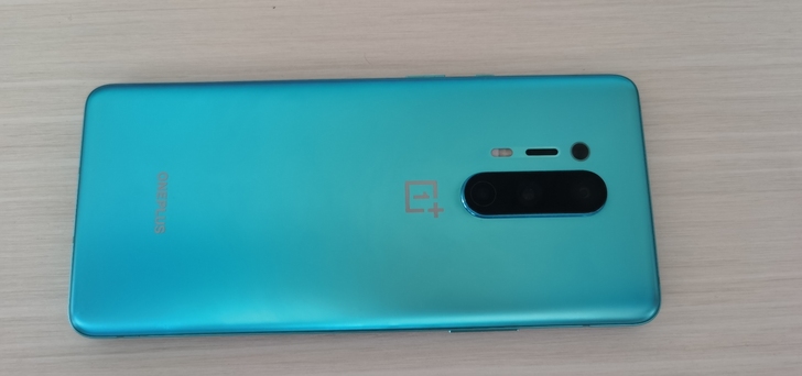 一加8pro，纯一手机，12+256顶配版...