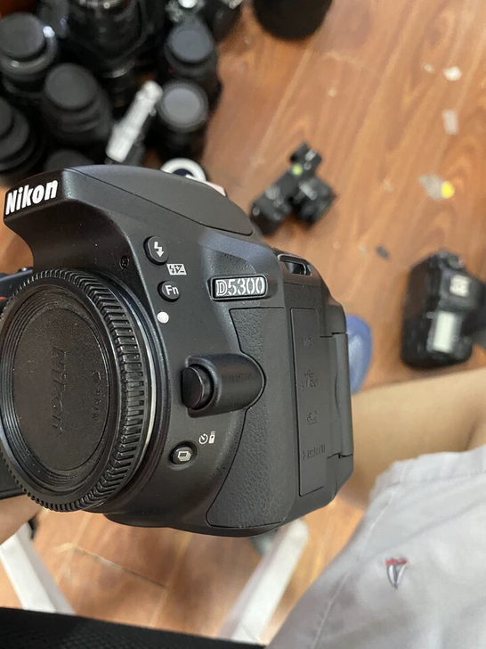 尼康D5300套机18-55镜头 原装正品...