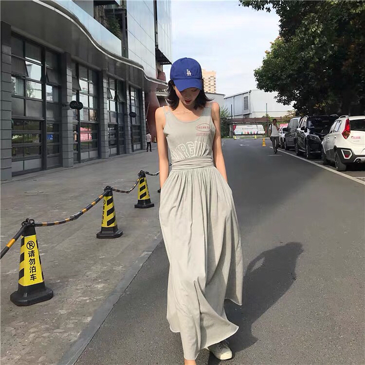 纯棉 运动风长裙 仅穿过一次 风格不适合我