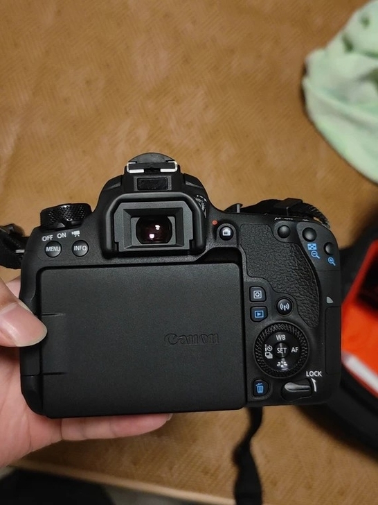 国行正品 Canon/佳能EOS 77D ...