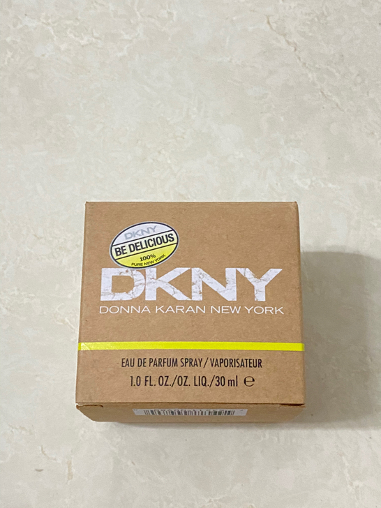 DKNY绿苹果香水30ml 全新未使用