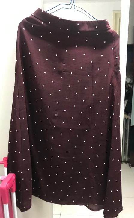 很喜欢的裙子，一种款式入了三个颜色，巨显腿...