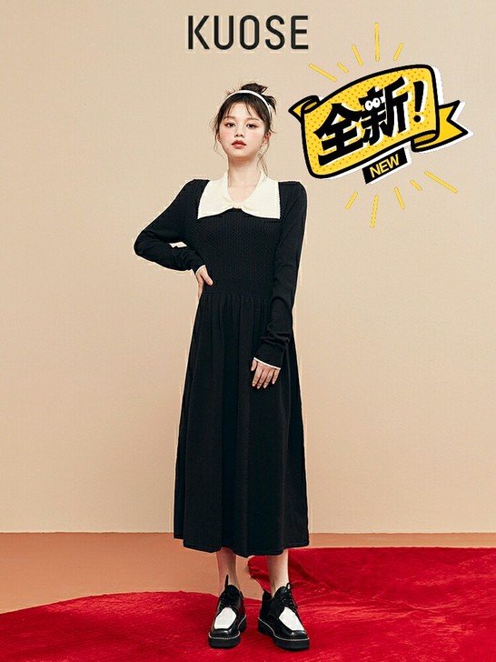 全新带吊牌娃娃领针织裙。可爱显身材。