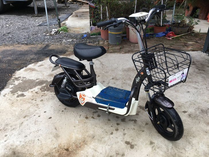 爱玛电动车有发票电池饱和，肇庆市睦岗镇，只...